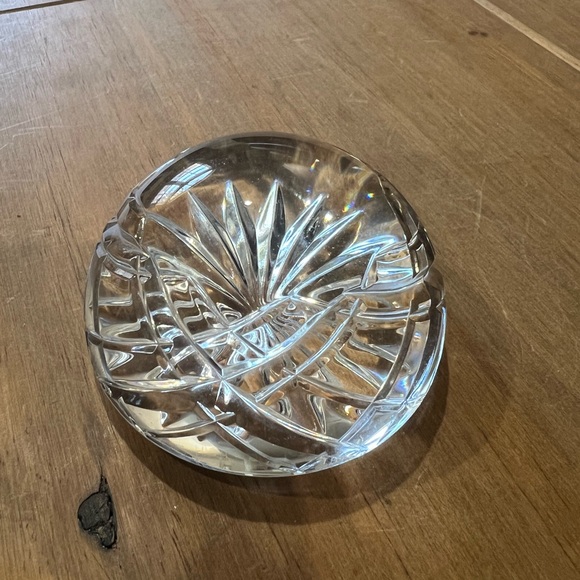 Lenox Crystal paperweight. Signed Lenox on bottom. Perfect condition. - Picture 2 of 5